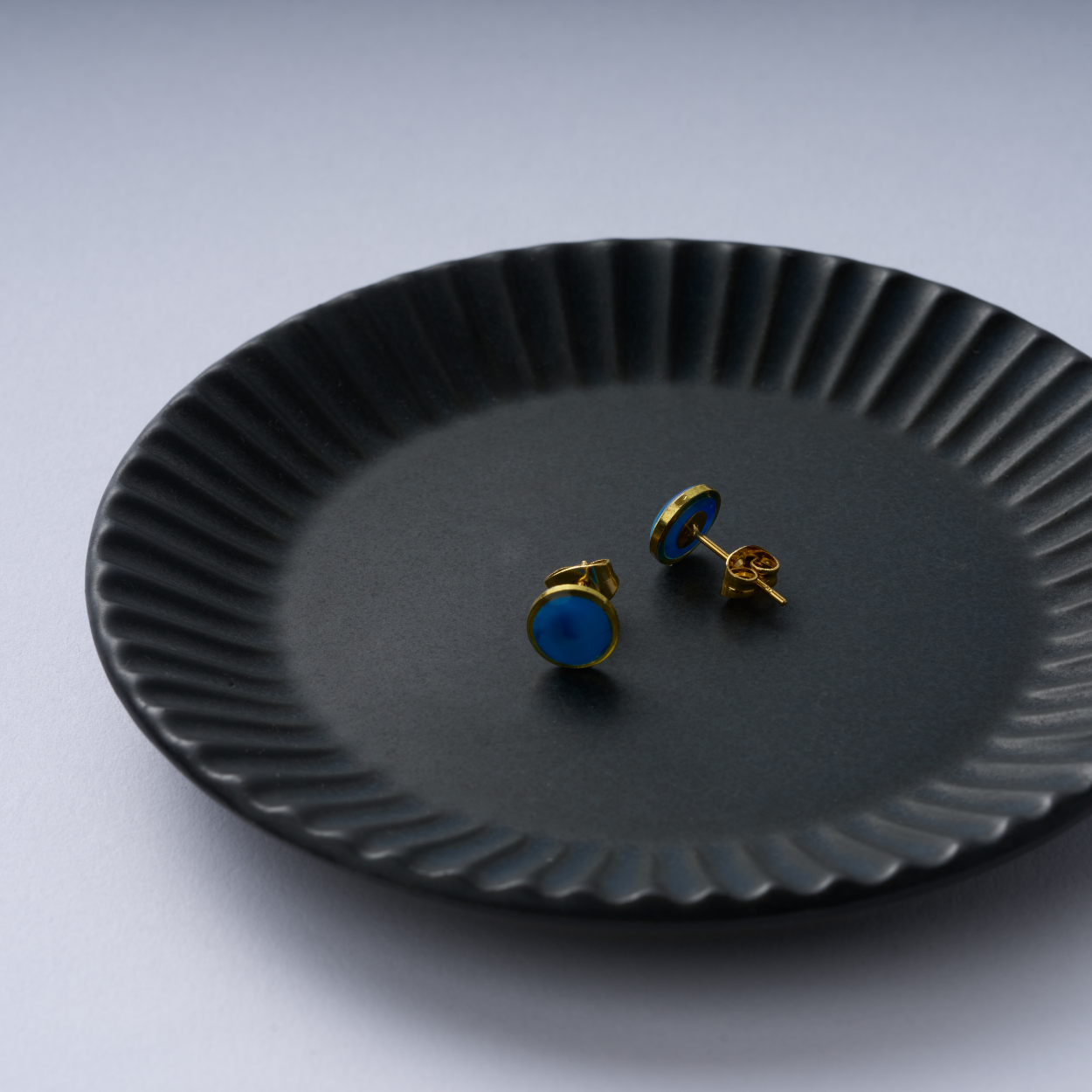 地球のピアス(青)