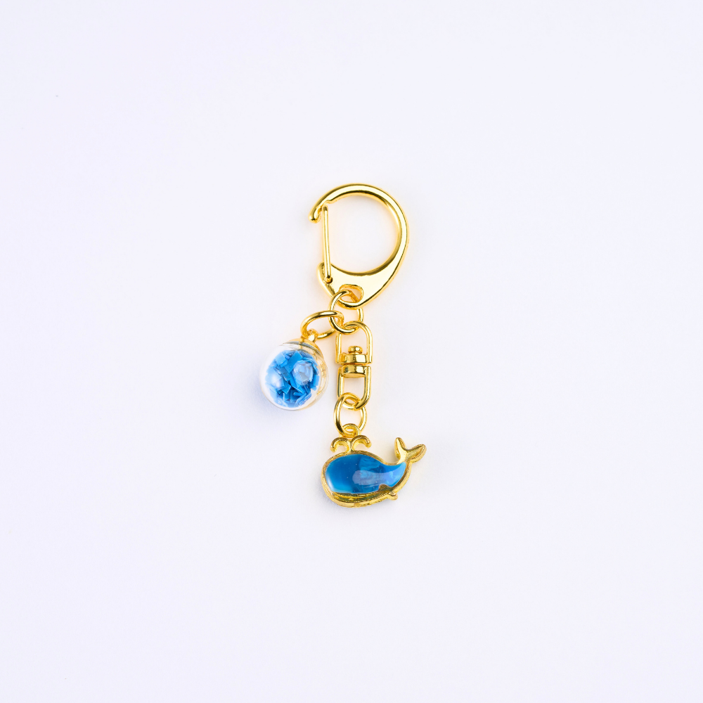 旅するクジラ(青)